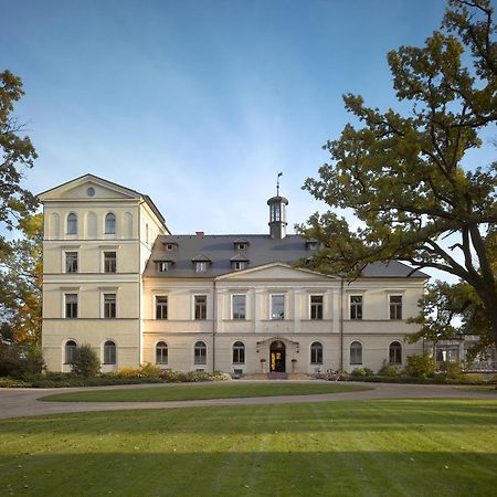 Chateau Mcely Hotel Buitenkant foto